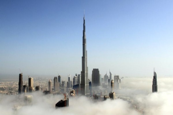 Burj-Khalifa-Clouds